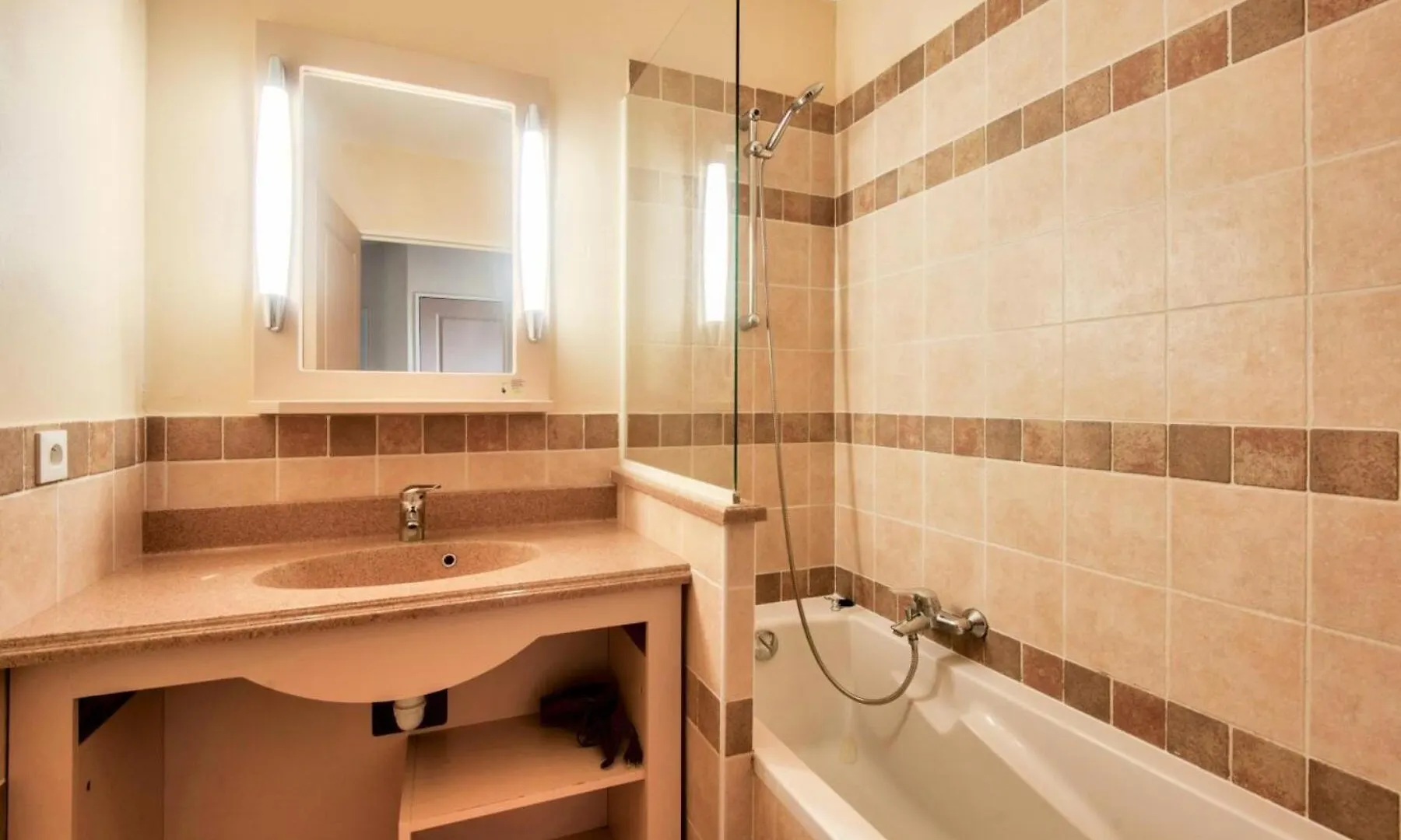 Les Coteaux De Pont Royal En Provence - Maeva Home - Appartement 2 Pieces 4 Personnes - Prestige Mae-6030 Mallemort 0*,  France
